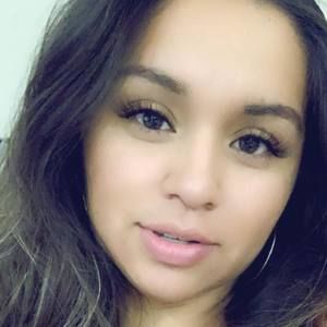 Meet your Posher, Karina